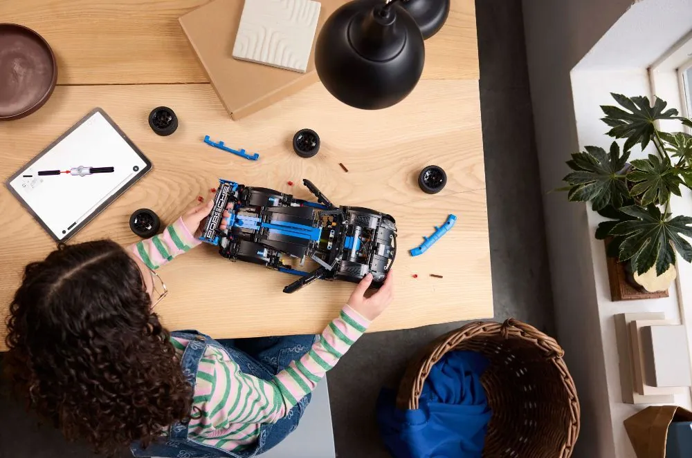 LEGO Porsche GT4 42176 - الصورة 5